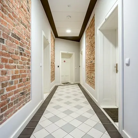 Piekny Klasyczny Apartament W Centrum Poznania Apartment *